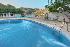 VILLA PORTUGAL with pool & mountain view