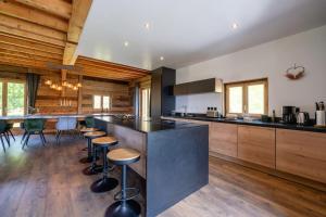 Chalets Chalet le Bois de Cerf : photos des chambres