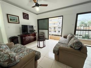 Apartamento de frente para a praia Canal 3