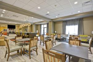 Hampton Inn Blue AshCincinnati, OH