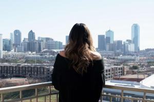 Double Room with Balcony - Non-Smoking  room in DoubleTree by Hilton Dallas Market Center