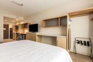 King Studio Suite - Hearing Access/Non-Smoking room in Home2 Suites By Hilton Fort Worth Northlake