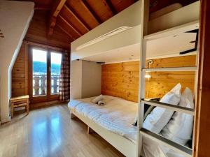 Chalets Chalet Baudelaire, 4* beau et authentique : photos des chambres