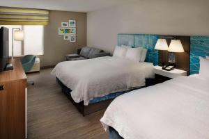 Queen Room With Two Queen Beds with Study room in Hampton Inn Hilton Head