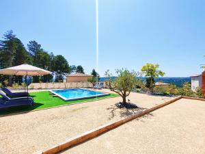 Villas Logement entier climatise - piscine privee et chauffee 7 personnes, 3 chambres : photos des chambres