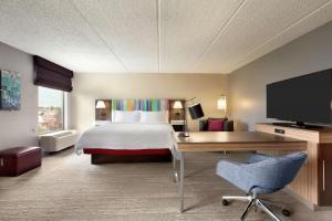 King Studio Suite with Sofa Bed - Non-Smoking room in Hampton Inn - Houston/Brookhollow
