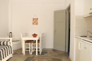 Amoudaki Apartments Folegandros Greece