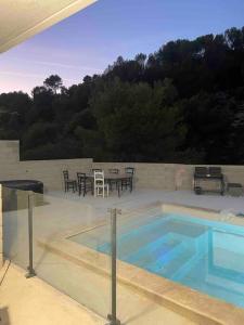 Villas Villa avec piscine le petit marseillais : photos des chambres