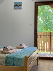 Vikend kuca pod lipom