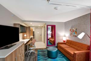 King Studio Suite - Non-Smoking room in Home2 Suites By Hilton Lafayette