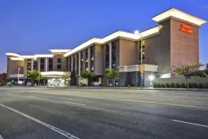Hampton Inn & Suites Los Angeles Burbank Airport - Shadow Hills