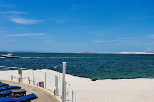 East Pass Towers 212