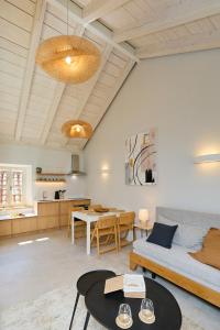 Modern Stone House, luxury suites in Dubrovnik Old Town