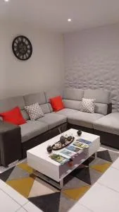 Jolie petite maison tout équipée - Bas du Fort