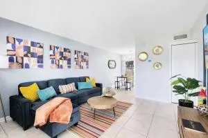 Ocean 21 - Waves & Wonders - ساتيلايت بيتش