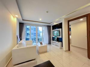 Grand Avenue Residence condominium