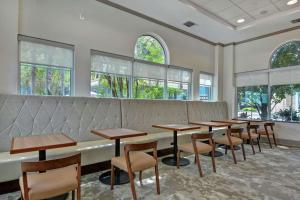 Homewood Suites by Hilton Lake Buena Vista Orlando - Newly Renovated!