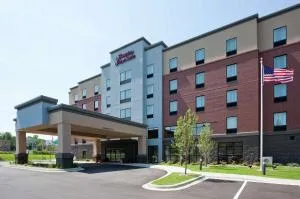 Hampton Inn & Suites Minneapolis West/ Minnetonka - Crystal