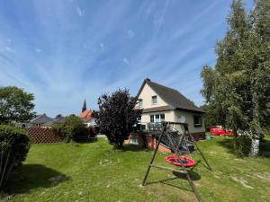 Ruegenferienhaus - Schaprode Hafen
