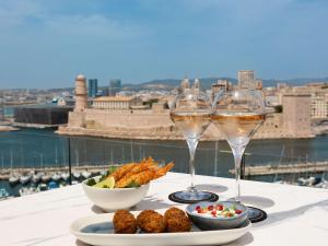 Hotels Sofitel Marseille Vieux-Port : photos des chambres