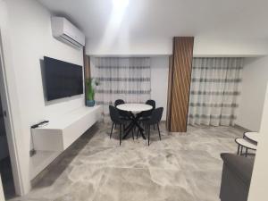 DELUXE APARTMENT SUNNY&BEACH