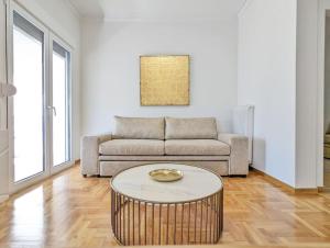 Athens Divas Soul Suite