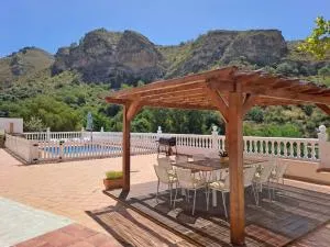 Edelweiss, Casa Rural - Tocon De Quentar