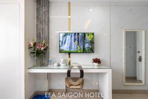 EEA Central Saigon Hotel