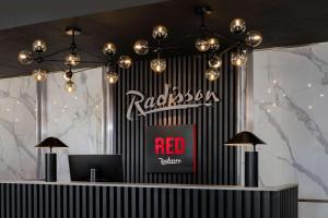 Radisson RED London Heathrow