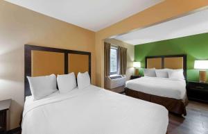 Studio with Two Queen Beds - Non-Smoking room in Extended Stay America Suites - Cleveland - Westlake