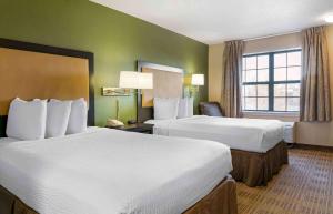 Studio with 2 Double Beds - Non-Smoking room in Extended Stay America Suites - Detroit - Farmington Hills