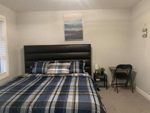 Luxurious 3 BR Villa with free parking - King Bed