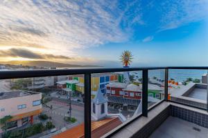 Confortável Loft Duplex em Condomínio com Piscina