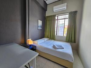 Room at Lebuh Armenian Georgetown City Center