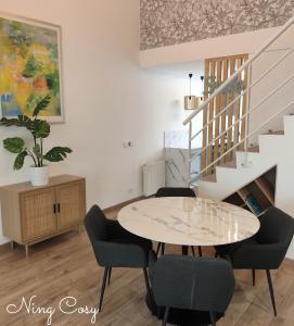 Superbe Cosy Duplex Appartement T3 Charpenne Tête Dor avec parking privé gratuit
