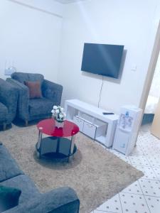 Lux suites Meridian Court Apartments