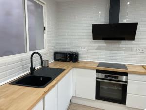 Apartamento Dúplex de Lujo con Terraza Privada y vistas al Castillo - Centro