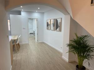 Apartamento Dúplex de Lujo con Terraza Privada y vistas al Castillo - Centro