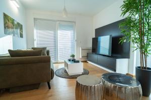 Apartment Wing 77 by Belmont Realty