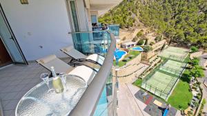 Skyline 9 Moderno apartamento con terraza privada y vistas