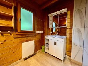 Chalets Chalet Verlaine 4* magnifique et authentique : photos des chambres