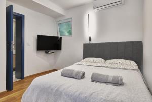 Modern Living Apts - Stylish city center studio
