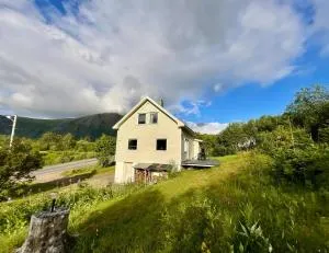 Lofoten Hiking Base - Lyngedal