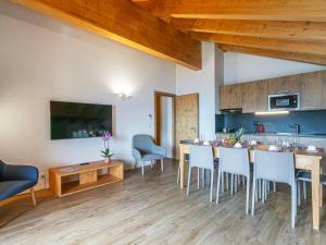 Apartment T-Resort La Tzoumaz 4p8 by Interhome