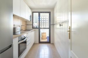 2066-Apt 2 bedrooms on beach, tenis, gym, pool