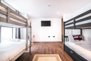Spacious and Delightful Sleep 5 Piccadilly VRC