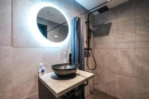 Spacious and Delightful Sleep 5 Piccadilly VRC