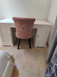 Country Chic Pistoia-casa in campagna giardino, free parking, wi-fi