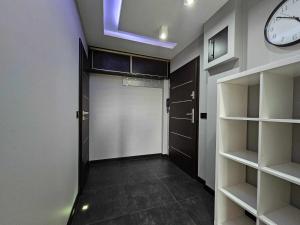 Apartament w centrum miasta z balkonem