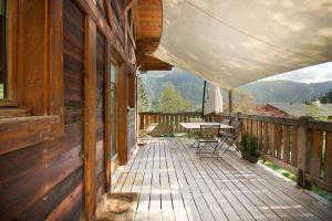 Appartements Chalet d'En Haut - 8pax Terrasse ensoleillee, vue Mont Blanc : photos des chambres